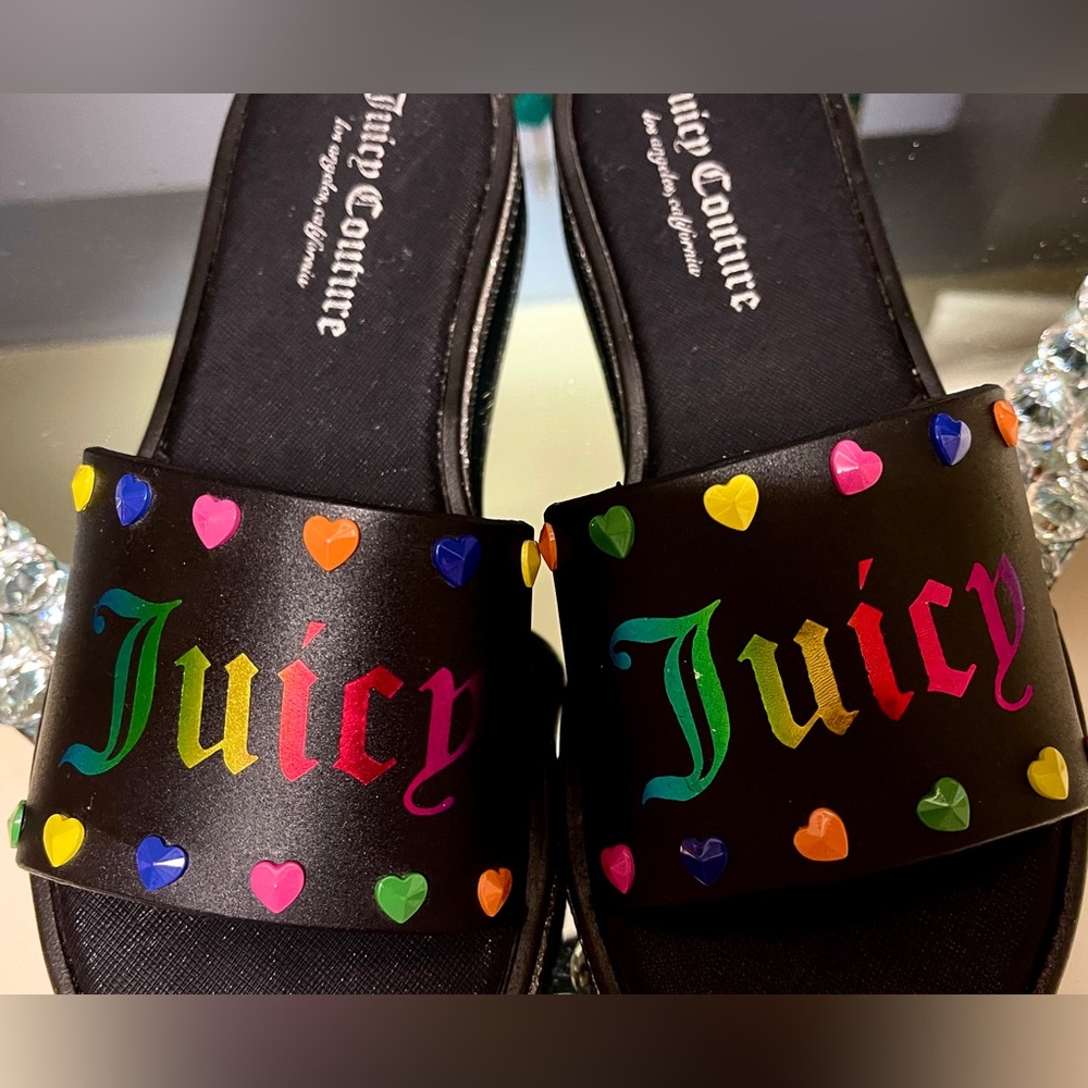 Juicy Couture Like New Black Slides boarderd w/Colorful dimensional Hearts& Logo